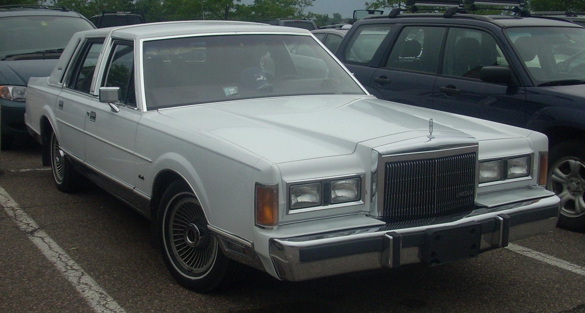 Lincoln town car 1993